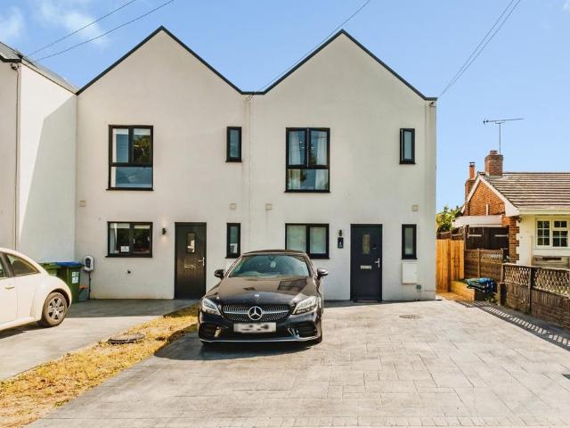 House for sale in Ashington, Horsham