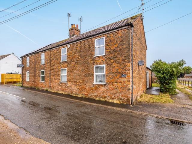 House for sale in Gosberton Clough, Lincolnshire