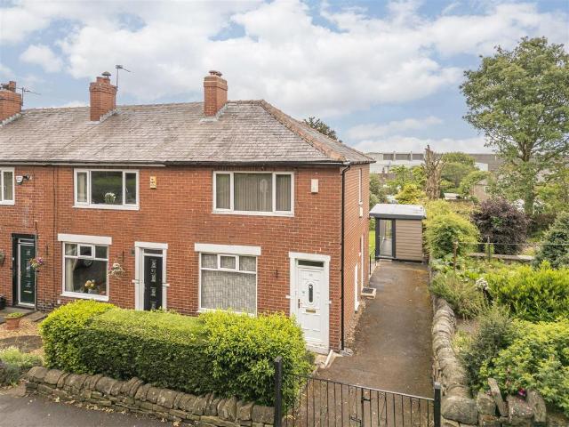 House for sale in Fountainhead, West Yorkshire
