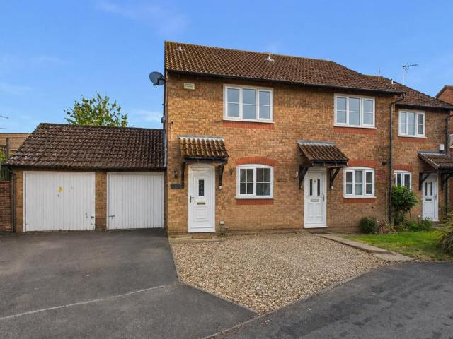 House for sale in Gloucester, Gloucestershire