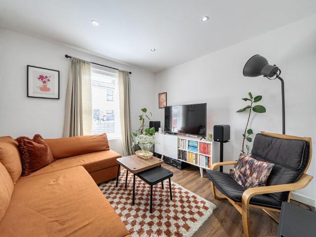 House for sale in London Borough of Croydon, Selhurst