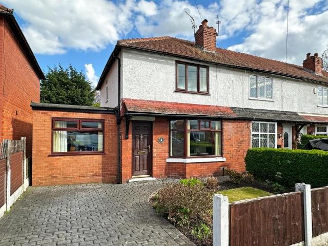 House for sale in Trafford Park, Greater Manchester