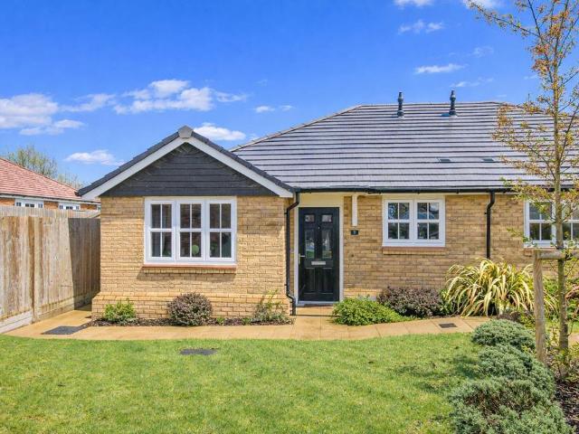 House for sale in Highcroft, Berrick Salome