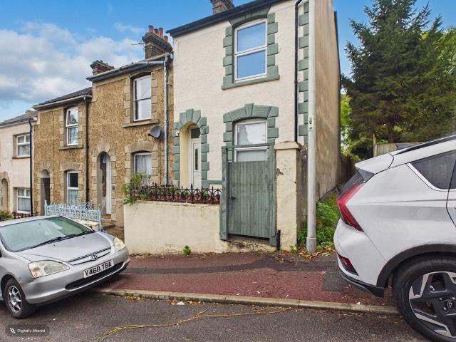 House for sale in Luton, Chatham
