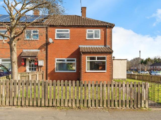 House for sale in Rossmore, Cheshire