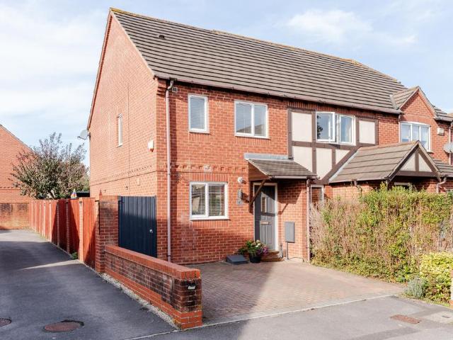 House for sale in Bradley Stoke