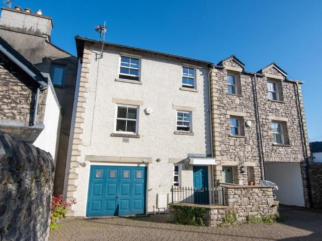 House for sale in Flookburgh