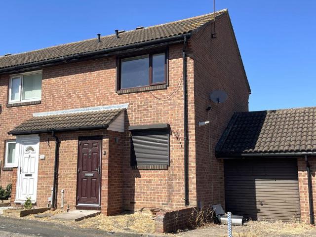 House for sale in Harold Hill, Greater London