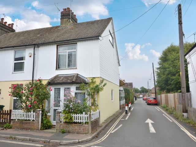 House for sale in Three Bridges, Glynde