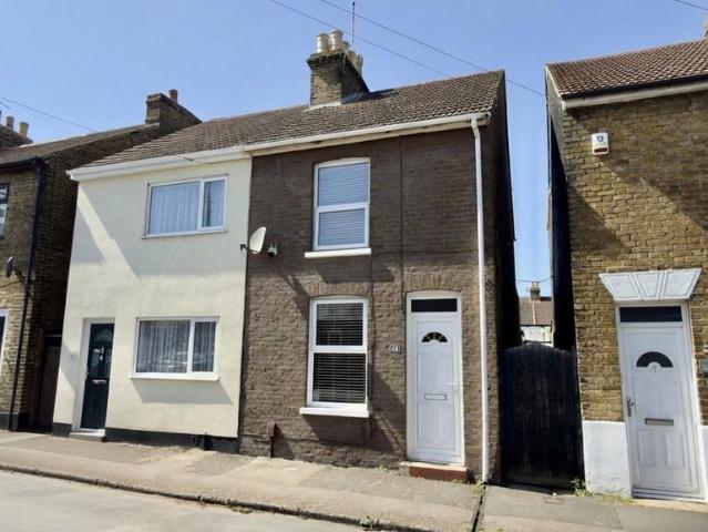 House for sale in Regent Quay, Oad Street