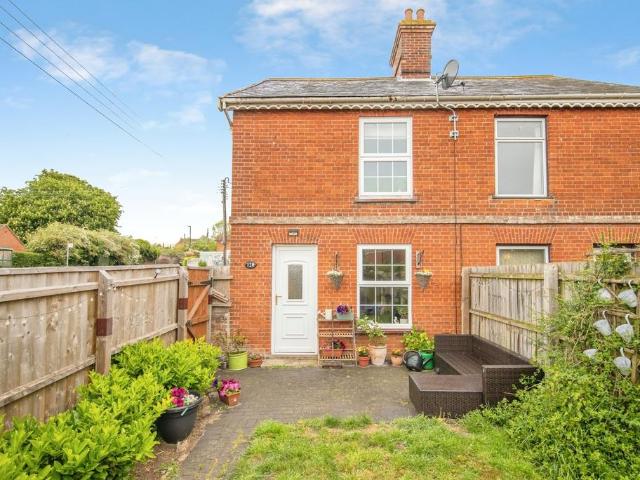House for sale in Chelmondiston, Suffolk