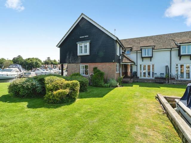 House for sale in Wroxham, Crostwick