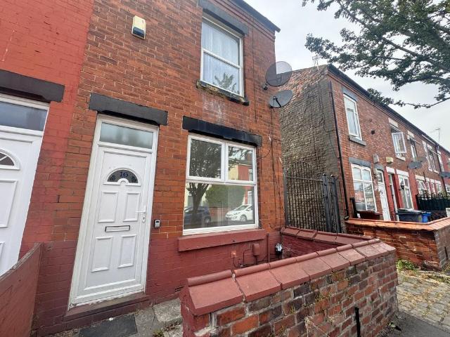 House for sale in Georgia, Greater Manchester
