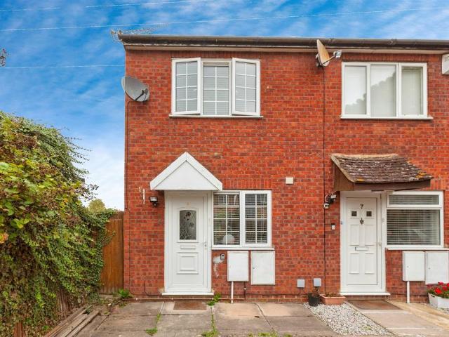House for sale in Slough