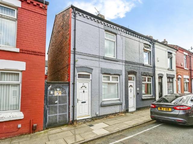 House for sale in Calderstones