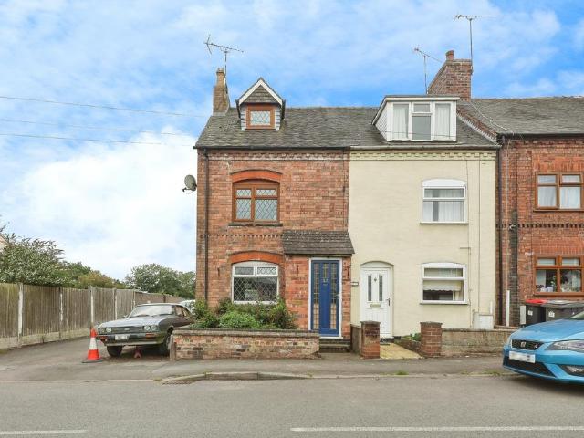 House for sale in Gun Hill, Warwickshire