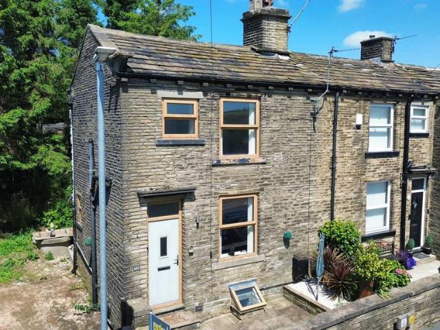 House for sale in Harper Bower, West Yorkshire