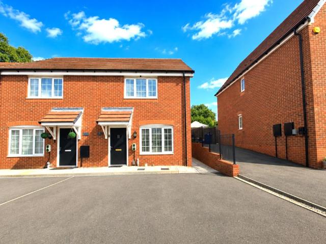 House for sale in Woodsetton, Coseley