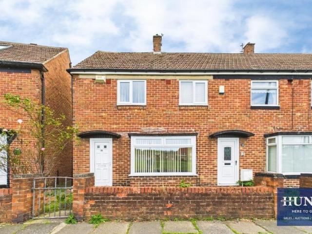 House for sale in Hylton Castle Estate, Tyne And Wear