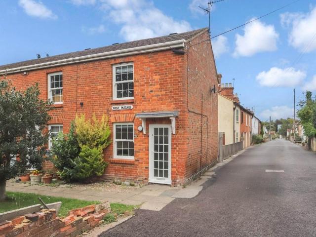 House for sale in Pouchen End, Hertfordshire