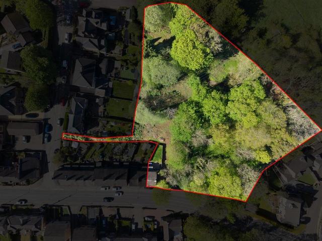 House for sale in Wharncliffe Side, South Yorkshire