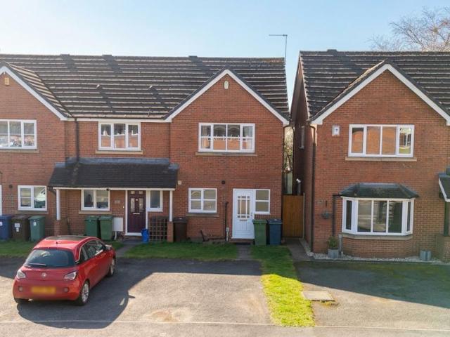 House for sale in Stone, Baswich