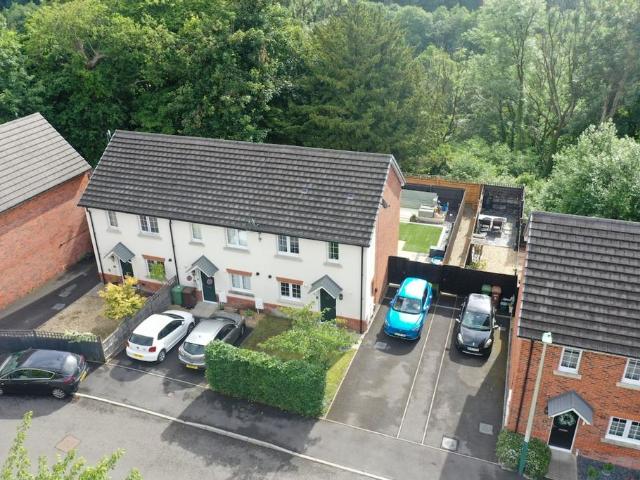 House for sale in Crumlin, Wales