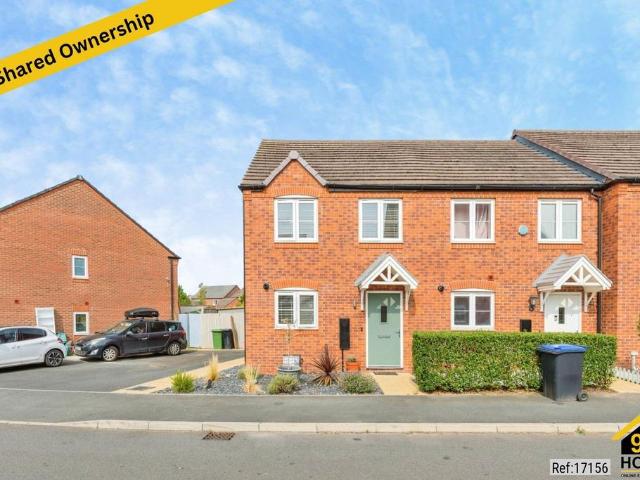 House for sale in Green Close, Warwickshire
