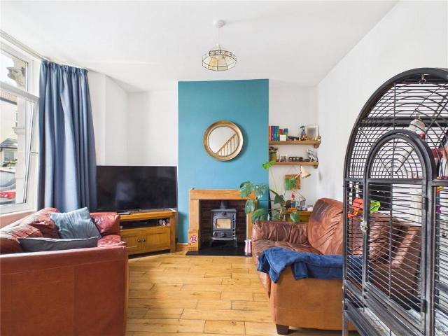 House for sale in Feckenham, City Of Bristol