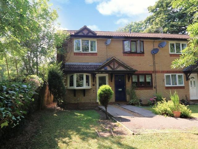 House for sale in Hedge End, Helford