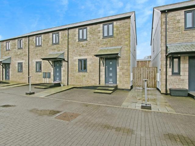 House for sale in Roseworthy, Cornwall