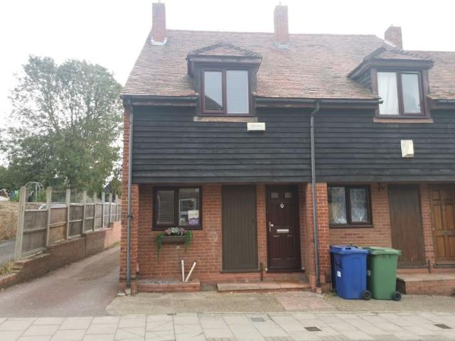 House for sale in Regent Quay, Oad Street