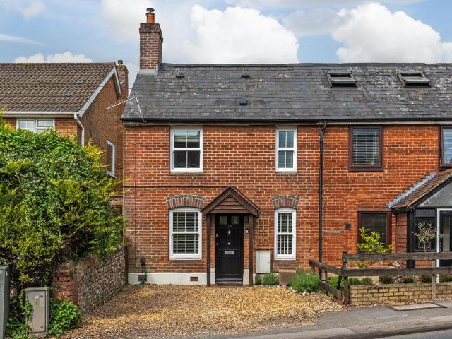 House for sale in Hampshire