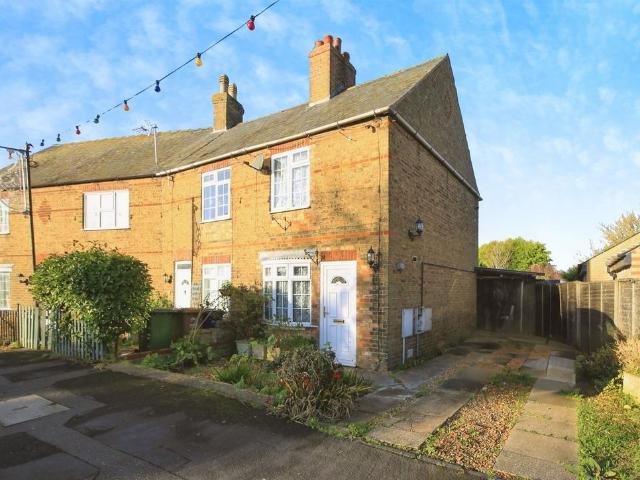 House for sale in Doddington, Fenland