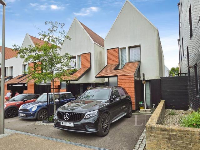 House for sale in Harlow, Essex