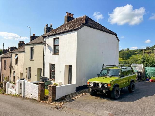 House for sale in Strode, Devon