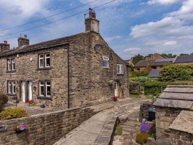 House for sale in Barkisland, West Yorkshire