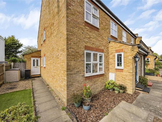 House for sale in Strawberry Hill, Greater London