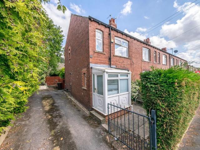 House for sale in Highburton, West Yorkshire
