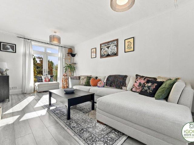 House for sale in Handforth, Cheshire East