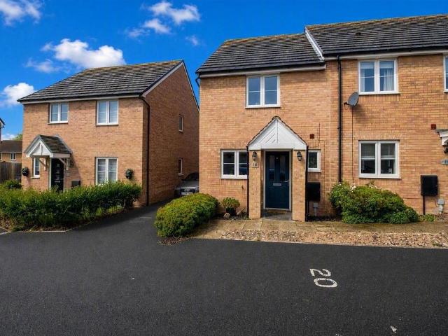 House for sale in Rushden