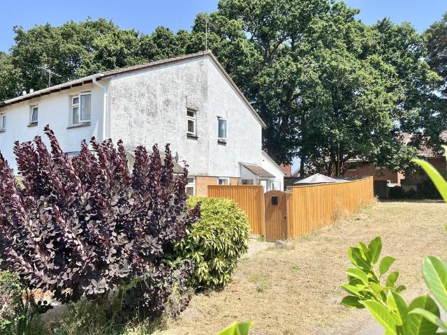 House for sale in Creekmoor, Poole