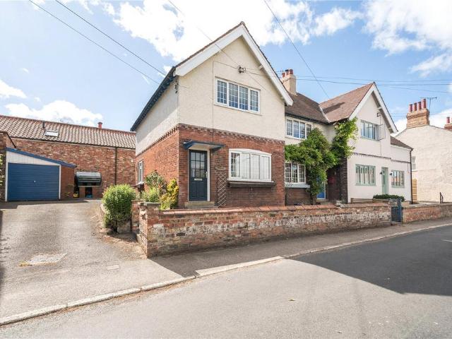 House for sale in Kirk Hammerton