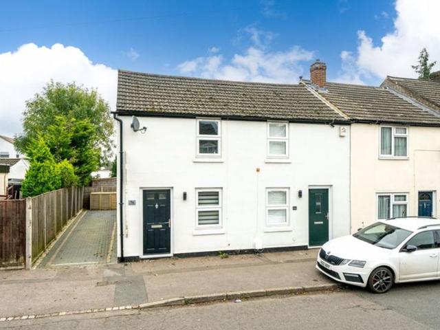 House for sale in Slip End, Bedfordshire