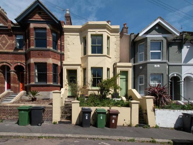 House for sale in Belmont, Guestling Green