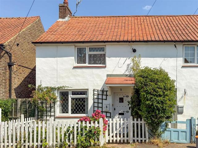 House for sale in Rustington, Clapham