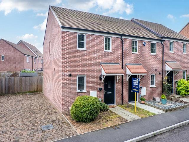 House for sale in Oad Street, Kent