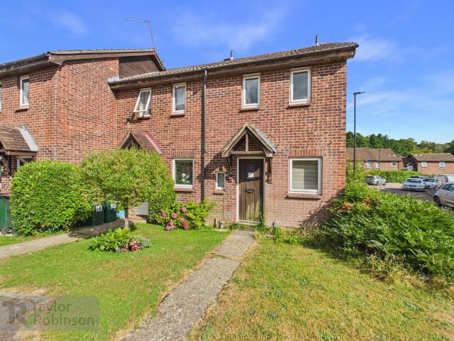 House for sale in Broadfield, Glynde
