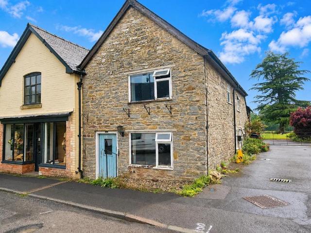 House for sale in Chapel Lawn, Shropshire