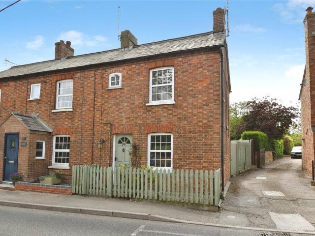 House for sale in Mursley